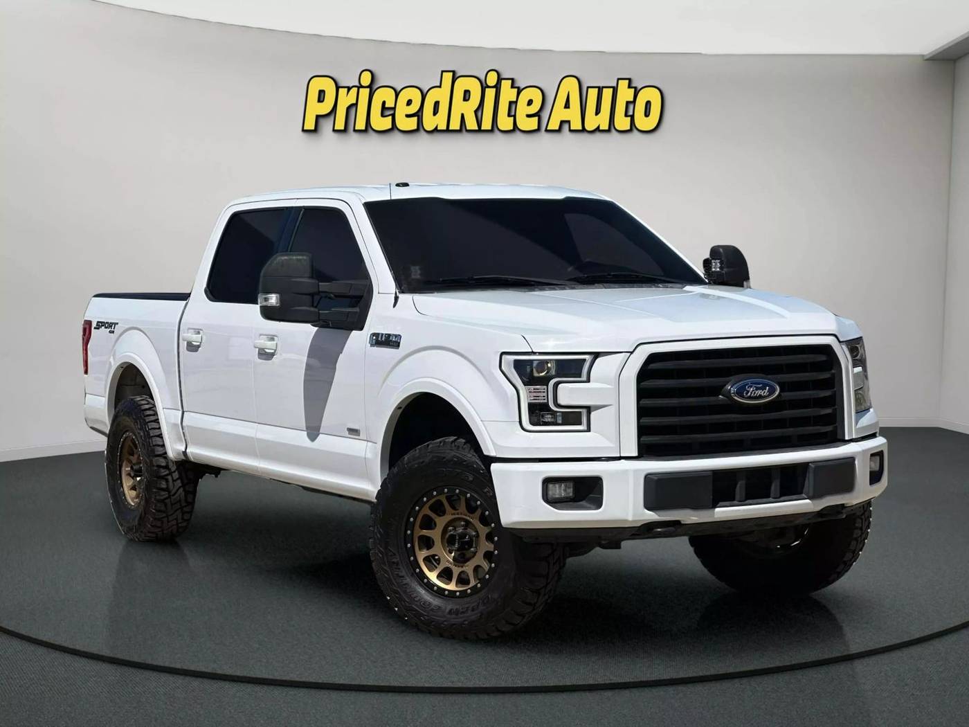 2017 Ford F-150 XLT — Pickup Truck — 118,143 mi — Lincoln, NE