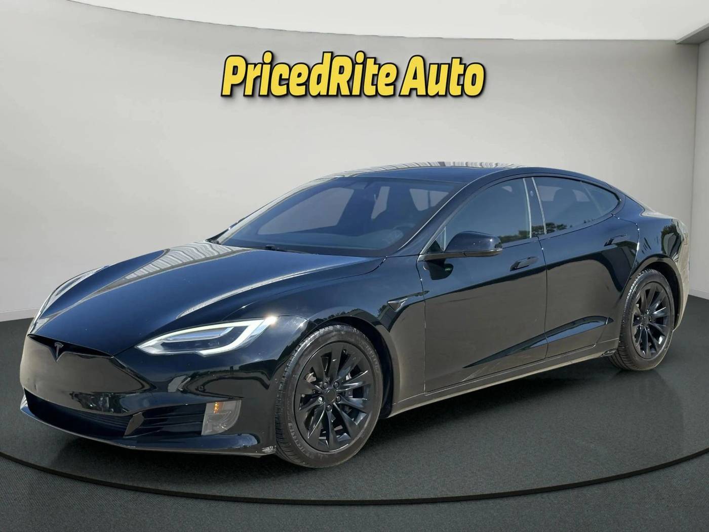 2017 Tesla Model S 75D — Hatchback — 93,246 mi — Lincoln, NE