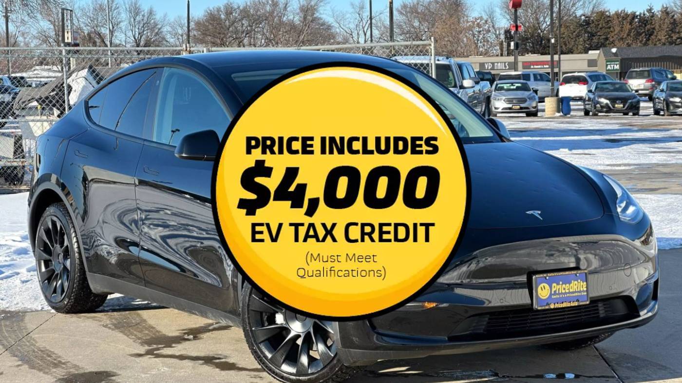 2022 Tesla Model Y Long Range — SUV — 21,023 mi — Lincoln, NE