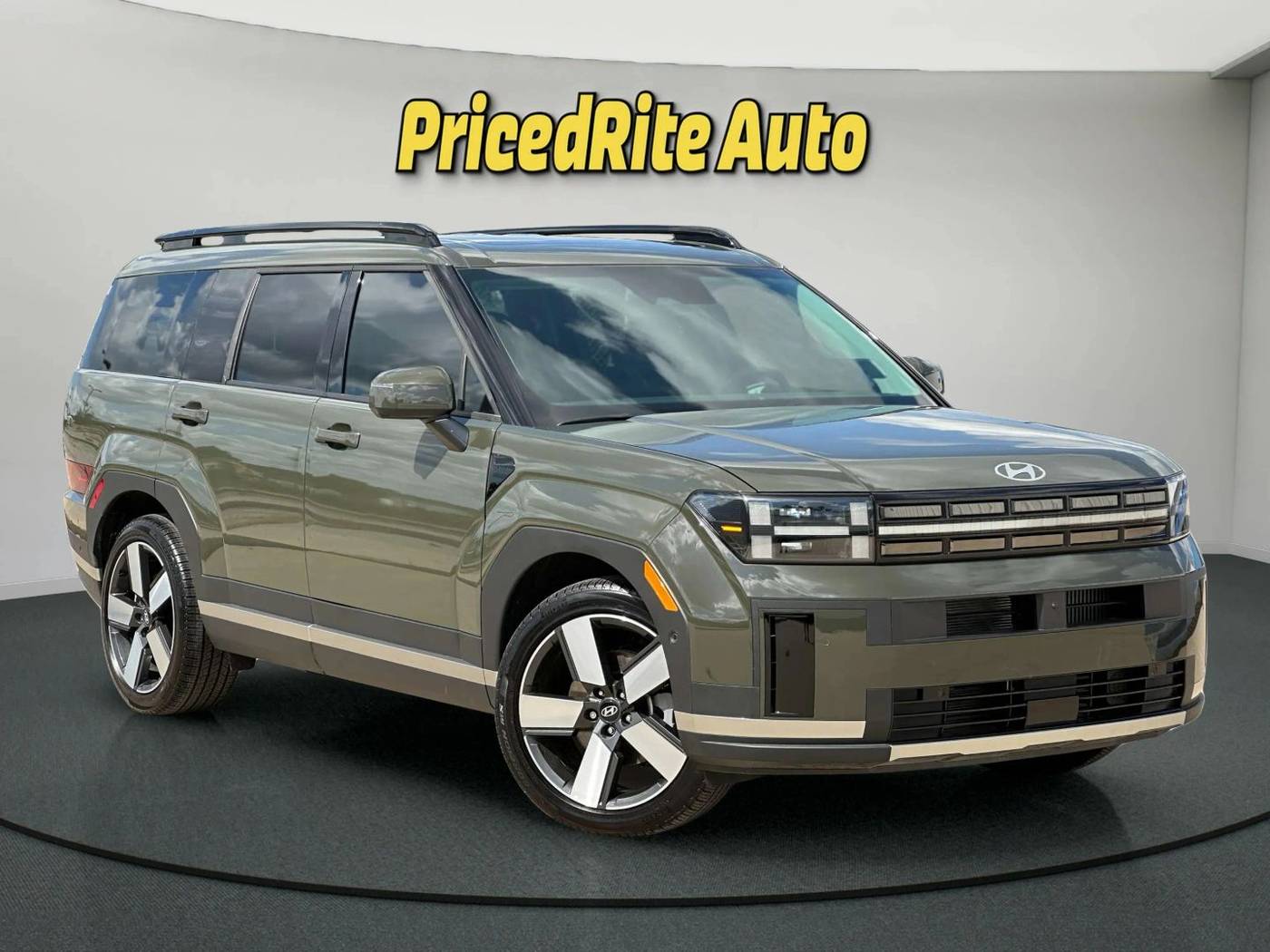 2024 Hyundai Santa Fe Hybrid Limited — SUV — 1,355 mi — Lincoln, NE