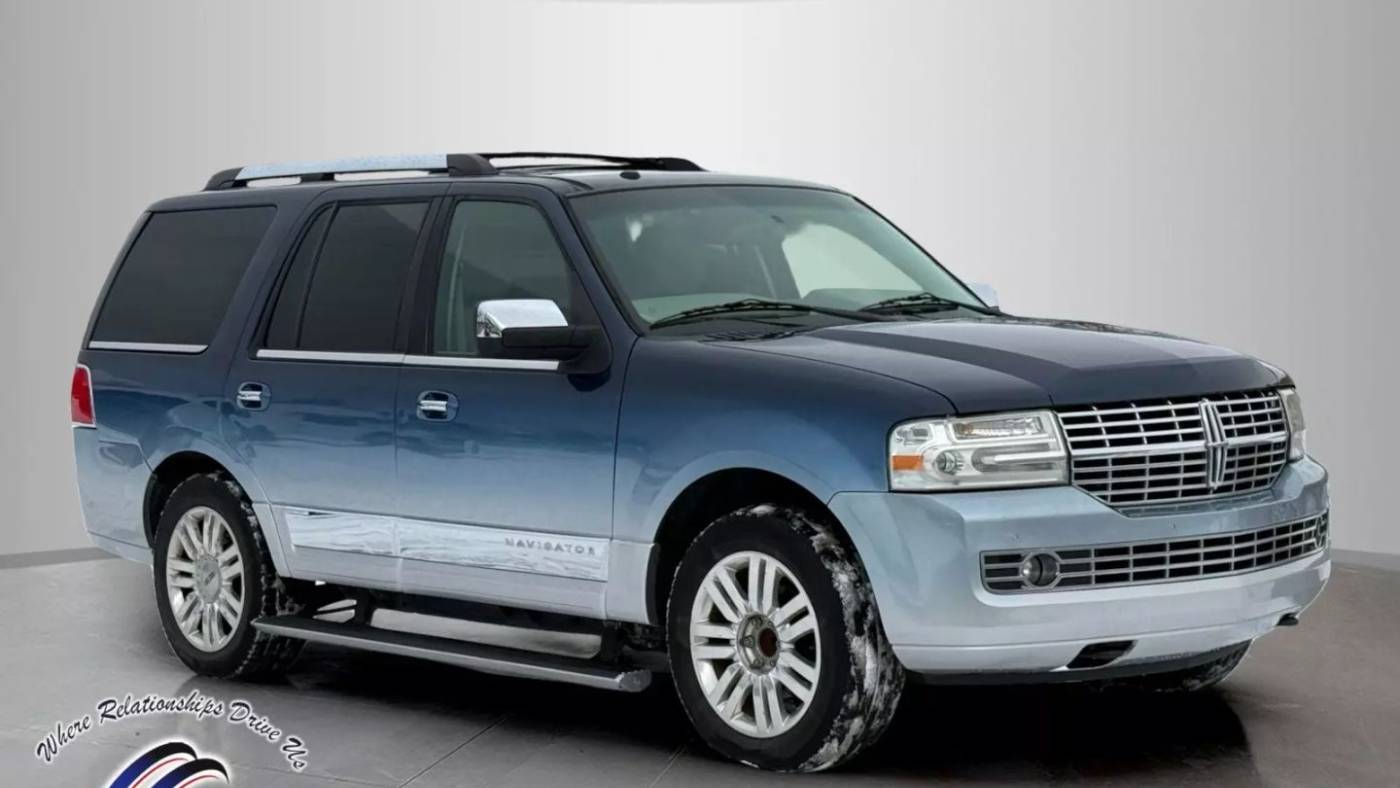 2014 Lincoln Navigator Standard — SUV — 135,209 mi — Oregon, OH