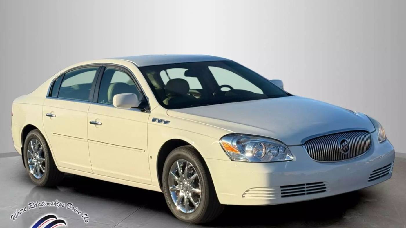 2008 Buick Lucerne CXL — Sedan — 73,186 mi — Oregon, OH