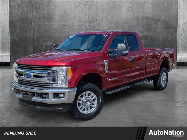 2017 Ford Super Duty F-350 XLT — Pickup Truck — 62,365 mi — Lutz, FL