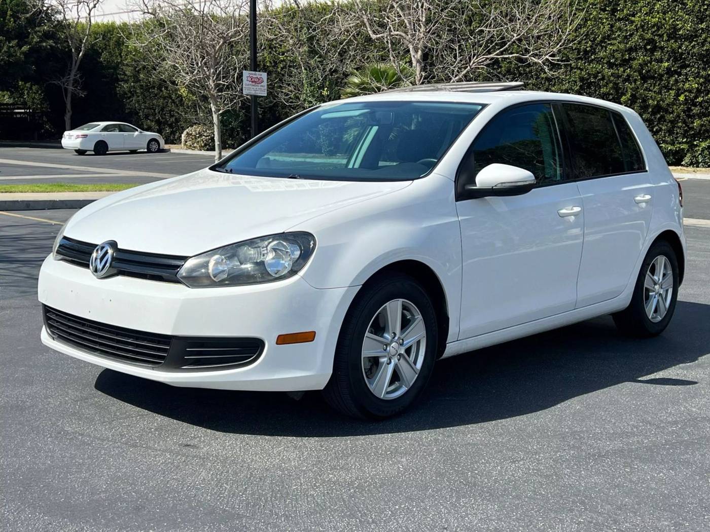 2012 Volkswagen Golf 2.5 — Hatchback — 126,325 mi — Newport Beach, CA