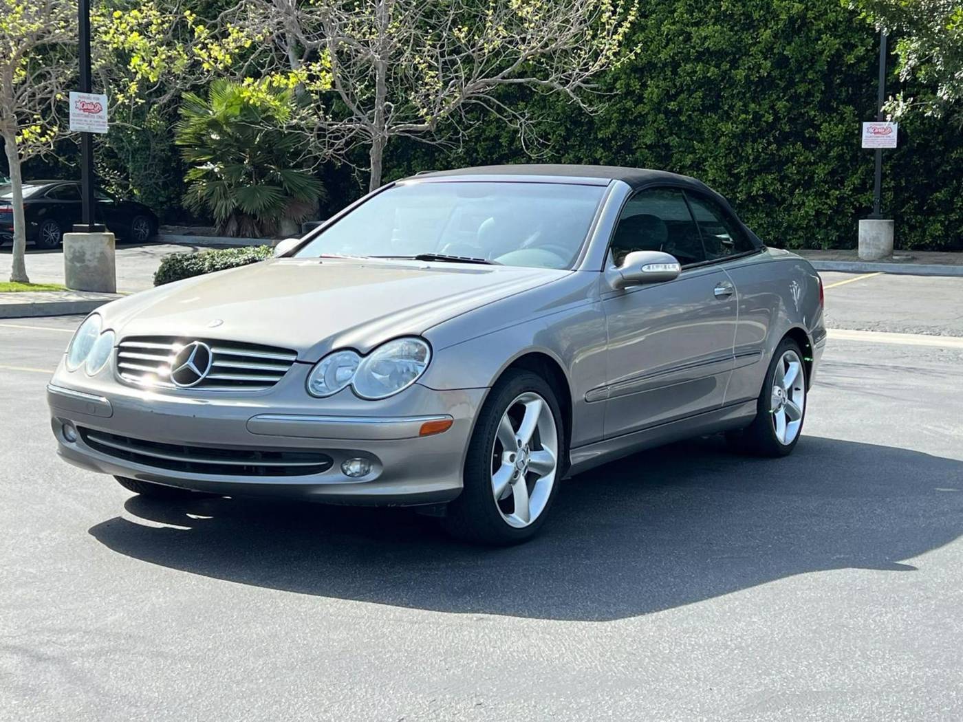 2005 Mercedes-Benz CLK CLK 320 — Convertible — 66,591 mi — Newport Beach, CA