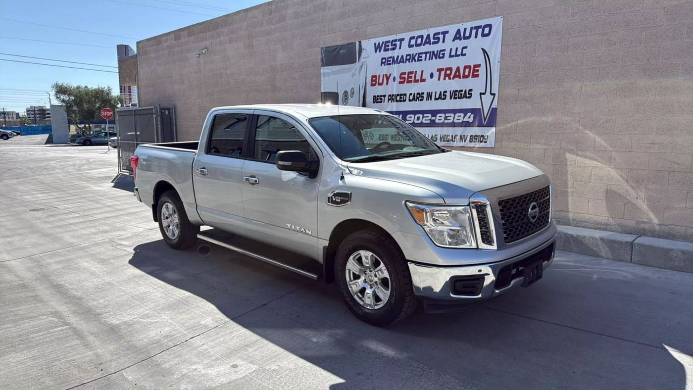 2017 Nissan Titan SV — Pickup Truck — 99,800 mi — Las Vegas, NV
