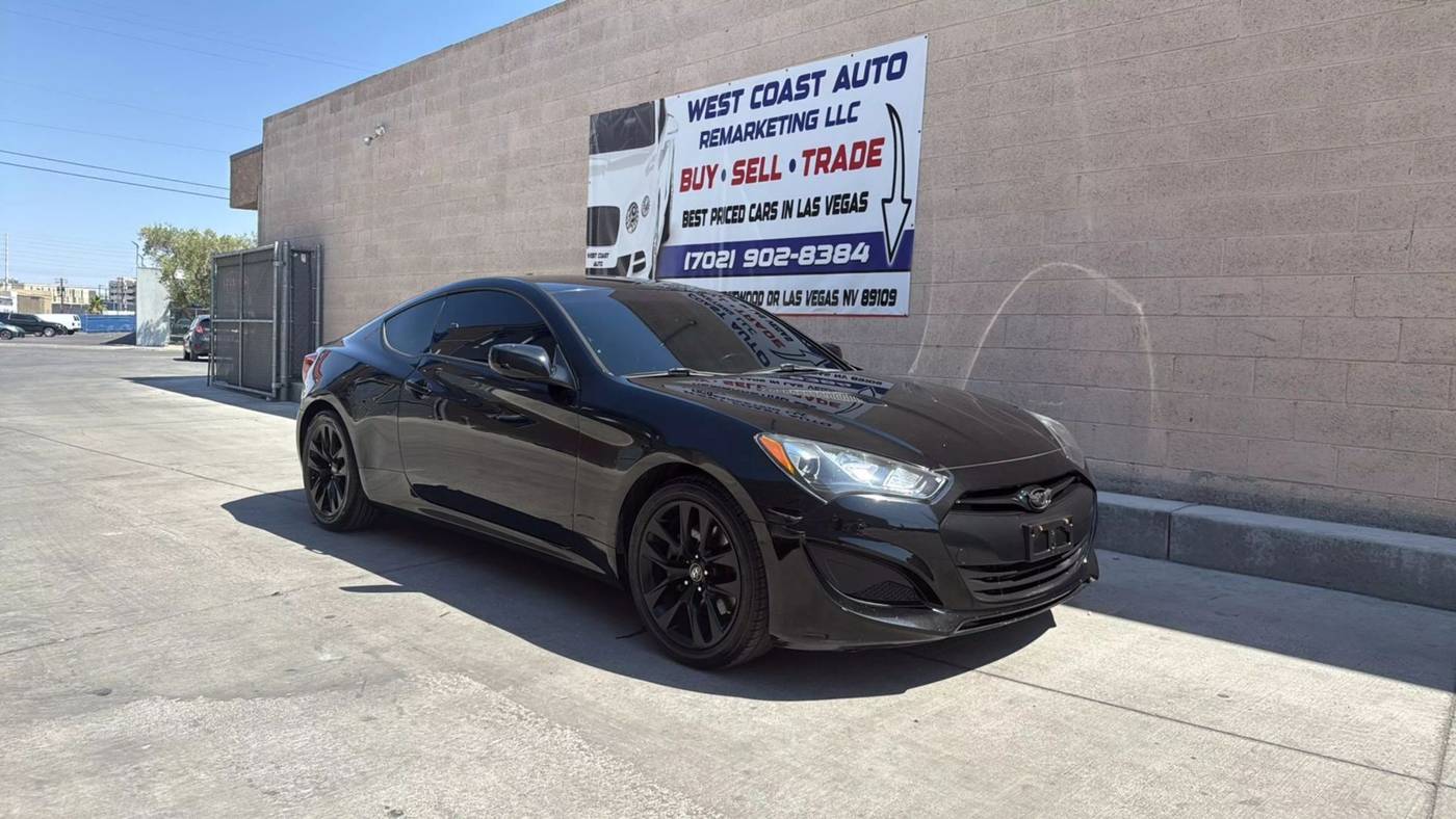 2013 Hyundai Genesis Coupe 2.0T — Coupe — 71,400 mi — Las Vegas, NV