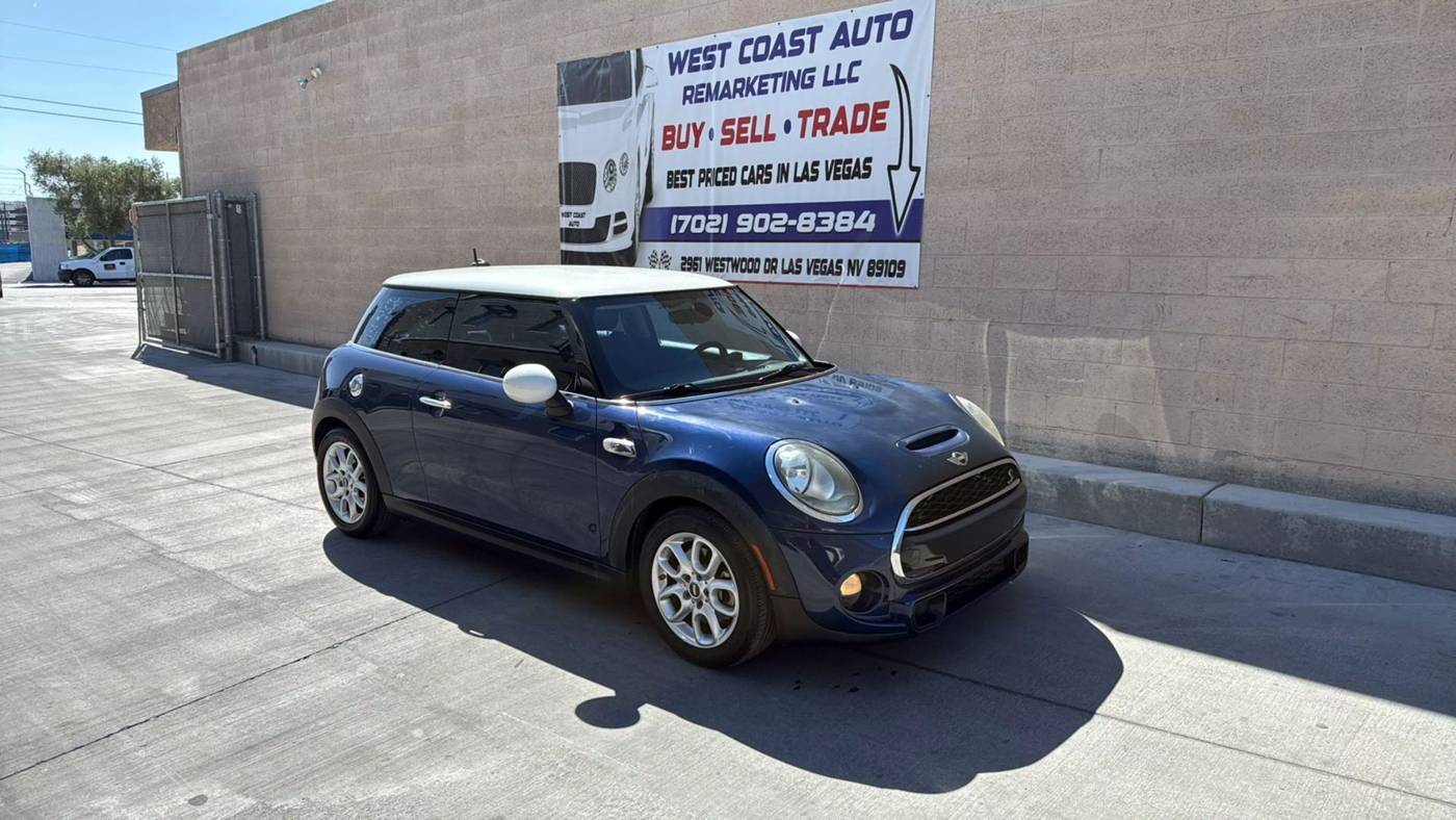 2017 MINI Hardtop Cooper S — Hatchback — 86,500 mi — Las Vegas, NV