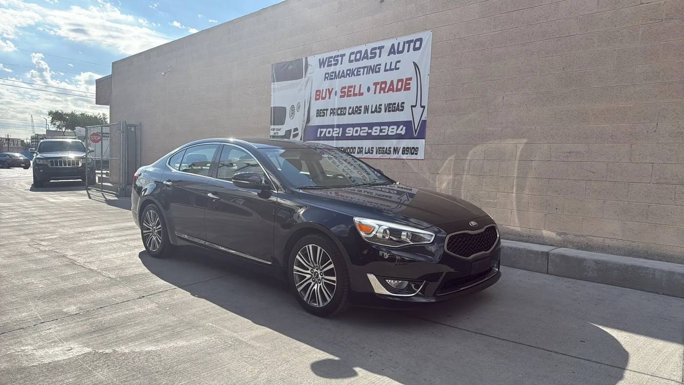 2014 Kia Cadenza Premium — Sedan — 95,100 mi — Las Vegas, NV