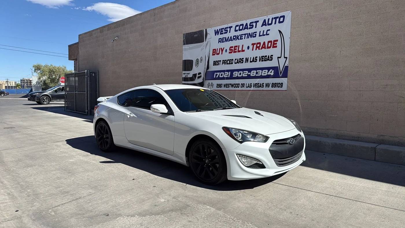 2016 Hyundai Genesis Coupe 3.8 Base — Coupe — 83,000 mi — Las Vegas, NV