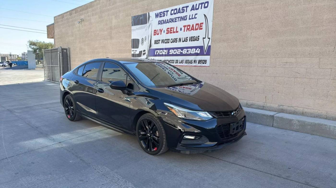 2018 Chevrolet Cruze LT — Sedan — 64,900 mi — Las Vegas, NV
