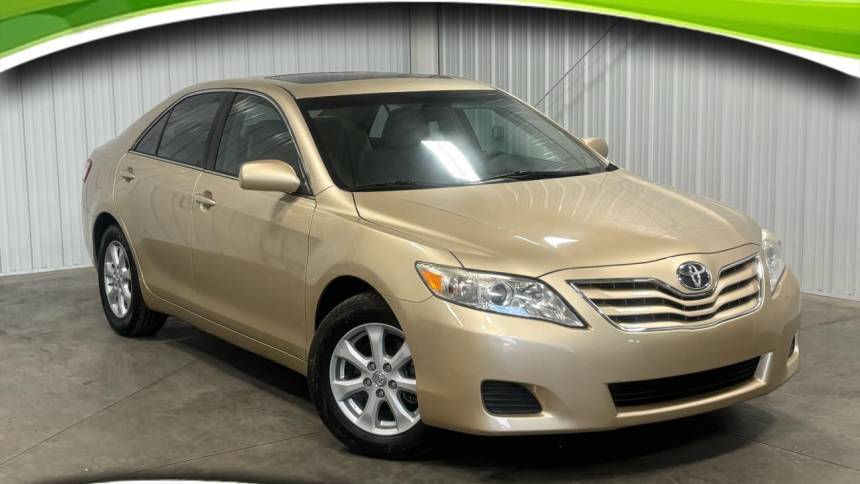 2011 Toyota Camry LE — Sedan — 62,655 mi — Middletown, OH