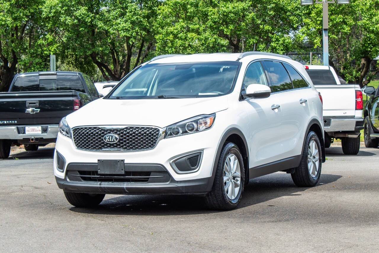 2016 Kia Sorento LX — SUV — 77,068 mi — Whitehall, OH