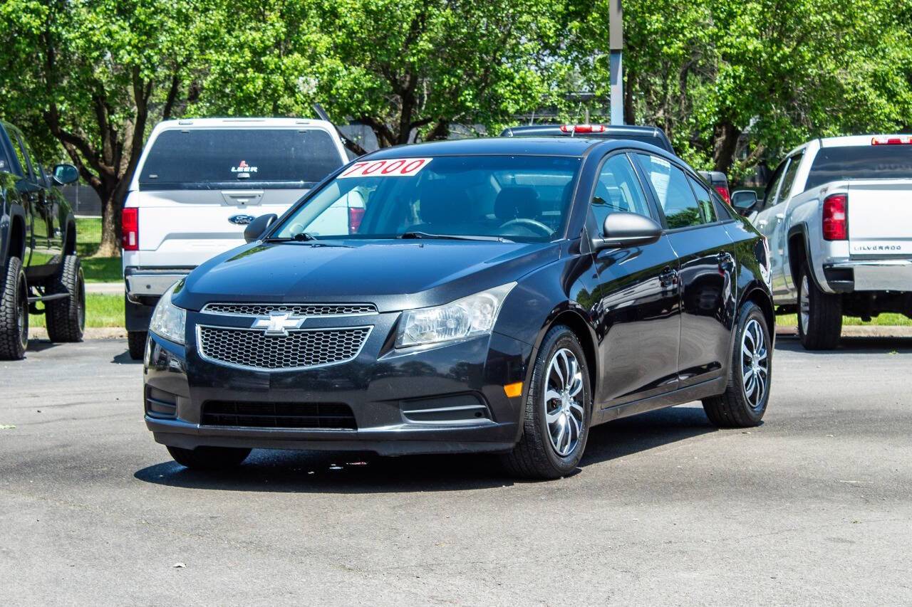 2013 Chevrolet Cruze LS — Sedan — 132,592 mi — Whitehall, OH