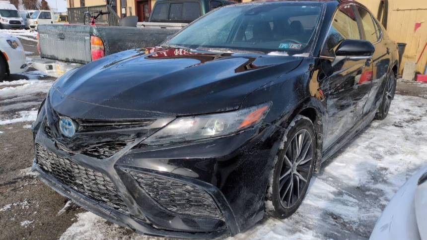 2022 Toyota Camry Hybrid SE Nightshade — Sedan — 40,903 mi — Langhorne, PA