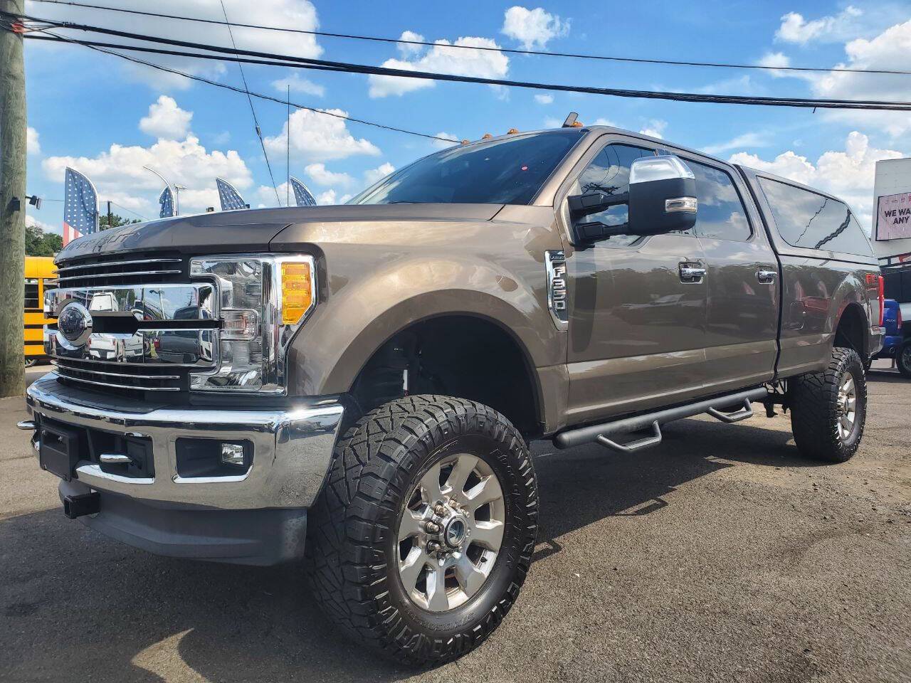2017 Ford Super Duty F-350 Lariat — Pickup Truck — 82,425 mi — Langhorne, PA
