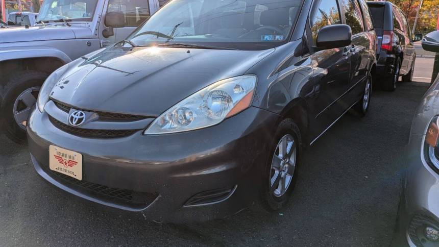 2007 Toyota Sienna LE — Minivan — 144,847 mi — Langhorne, PA