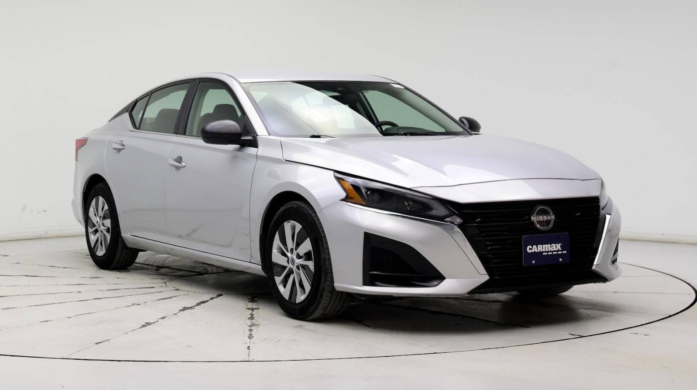 2024 Nissan Altima S — Sedan — 18,792 mi — Algonquin, IL