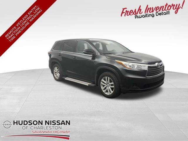 2015 Toyota Highlander LE V6 — SUV — 153,100 mi — Charleston, SC