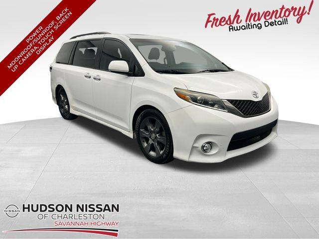 2015 Toyota Sienna SE — Minivan — 171,585 mi — Charleston, SC
