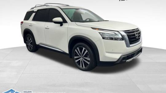 2024 Nissan Pathfinder Platinum — SUV — 9,622 mi — Charleston, SC
