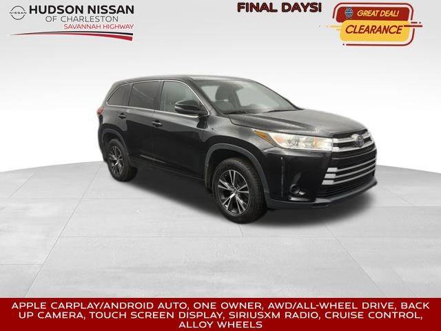 2017 Toyota Highlander LE V6 — SUV — 111,703 mi — Charleston, SC