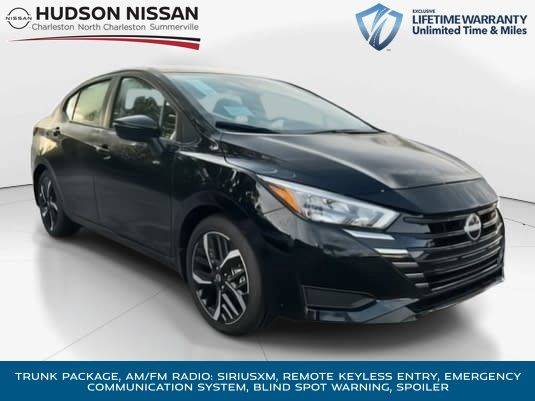 2025 Nissan Versa SR