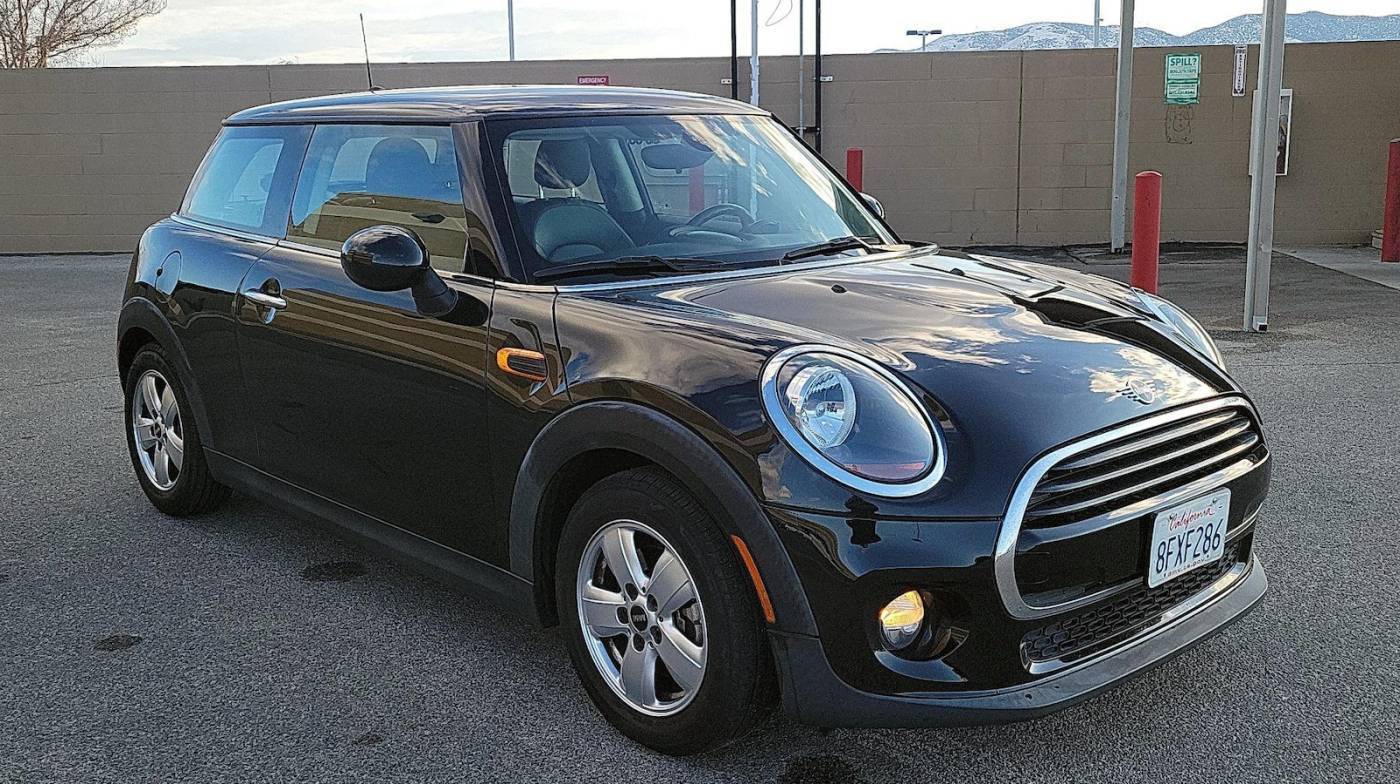2019 MINI Hardtop Cooper — Hatchback — 50,904 mi — Victorville, CA