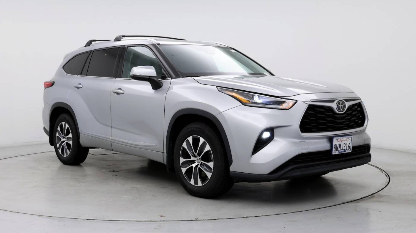 2021 Toyota Highlander XLE — SUV — 46,625 mi — Victorville, CA