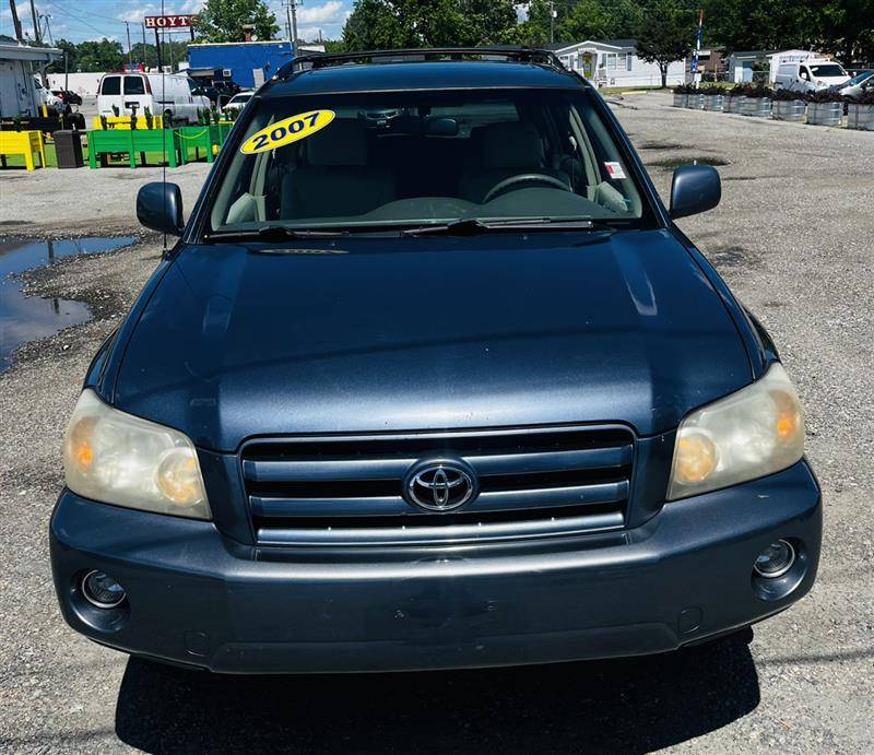 2007 Toyota Highlander Base V6 — SUV — 226,329 mi — Richmond, VA