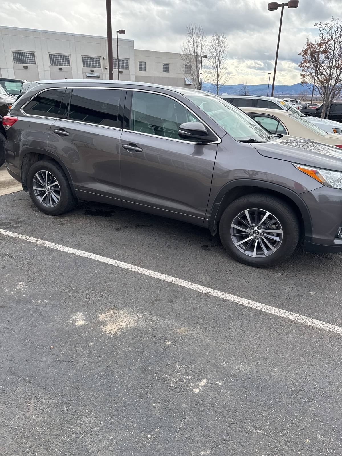 2018 Toyota Highlander SE V6 — SUV — 110,679 mi — Loveland, CO