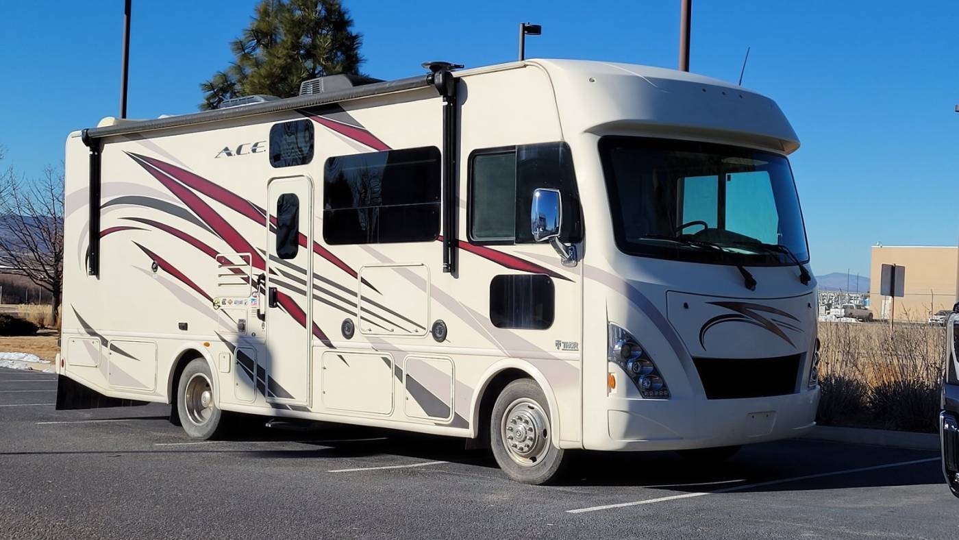 2018 Ford F-53 Motorhome Stripped Chassis Base — Chassis Cab Truck — 14,235 mi — Loveland, CO