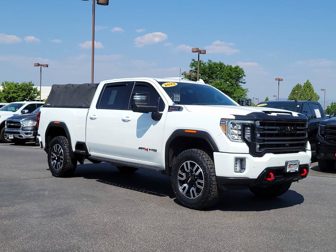 2022 GMC Sierra 2500HD AT4 — Pickup Truck — 24,963 mi — Loveland, CO