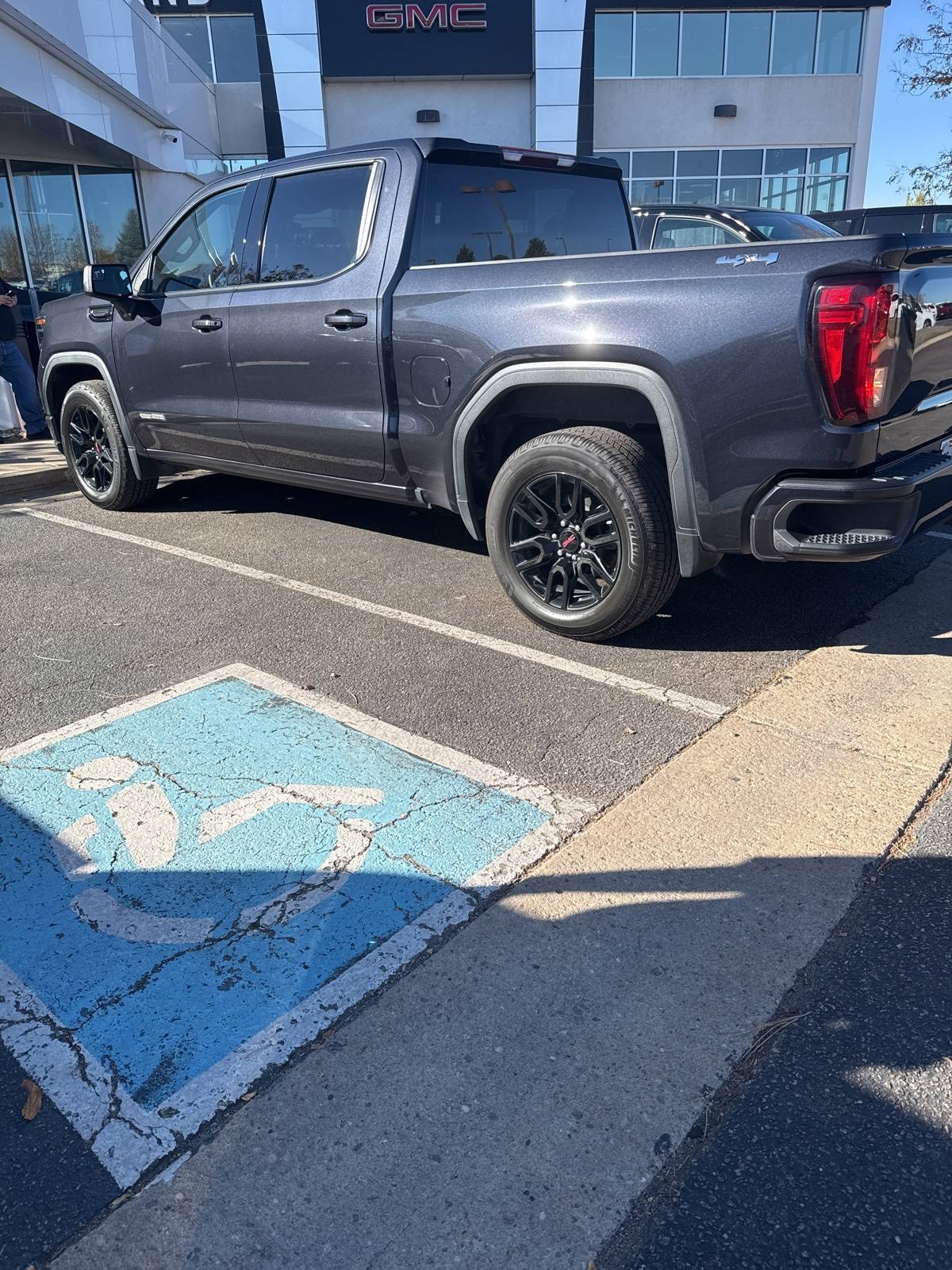 2023 GMC Sierra 1500 Elevation — Pickup Truck — 57,784 mi — Loveland, CO