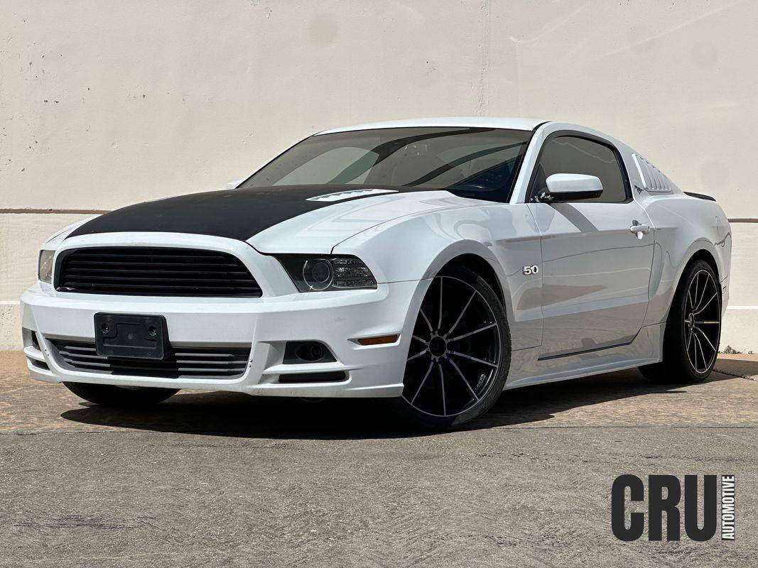 2014 Ford Mustang GT — Coupe — 83,281 mi — Houston, TX