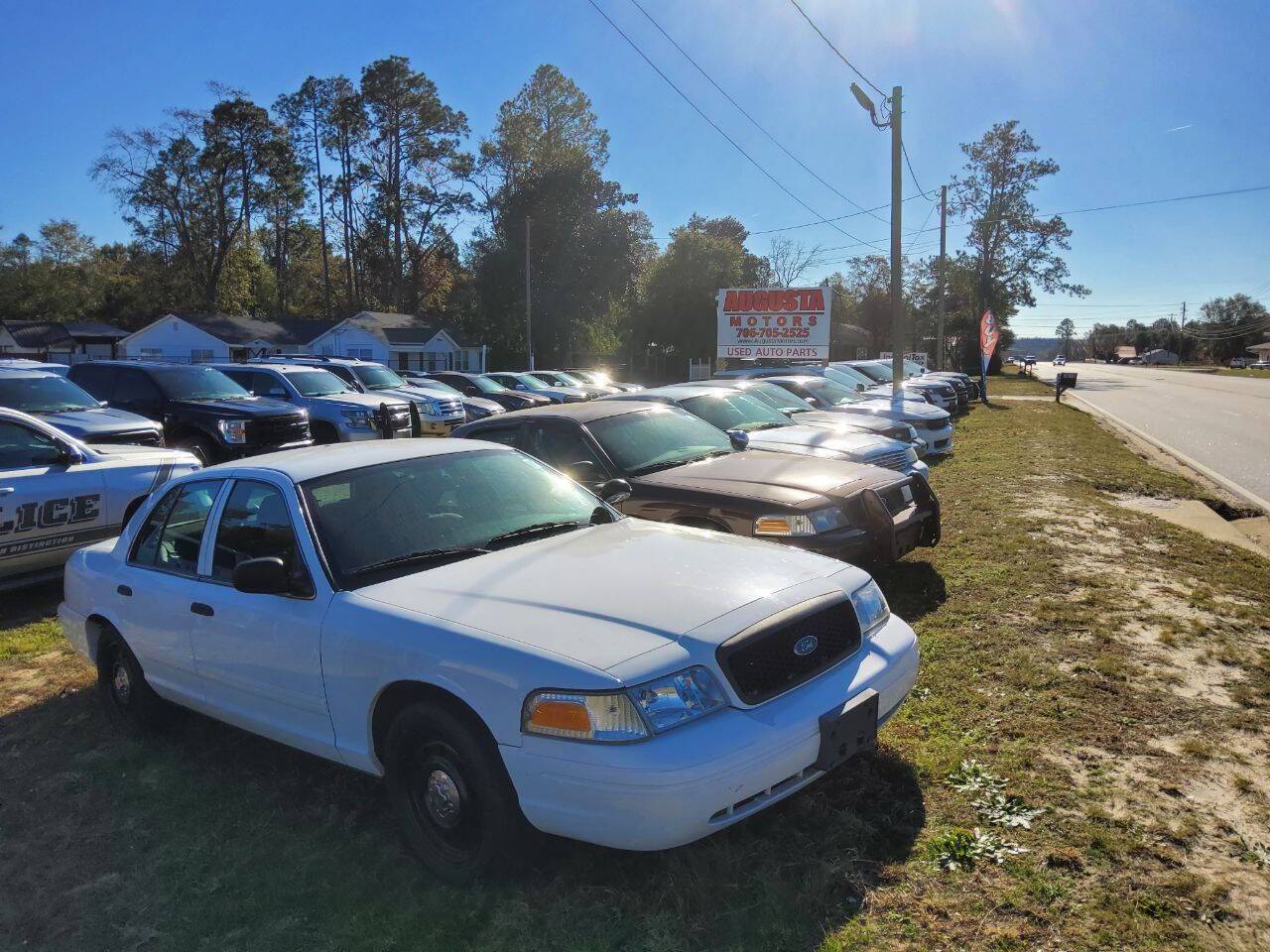 2011 Ford Crown Victoria Police Interceptor Pursuit