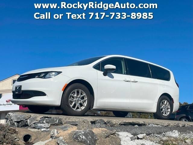 2022 Chrysler Voyager LX — Minivan — 33,913 mi — Ephrata, PA