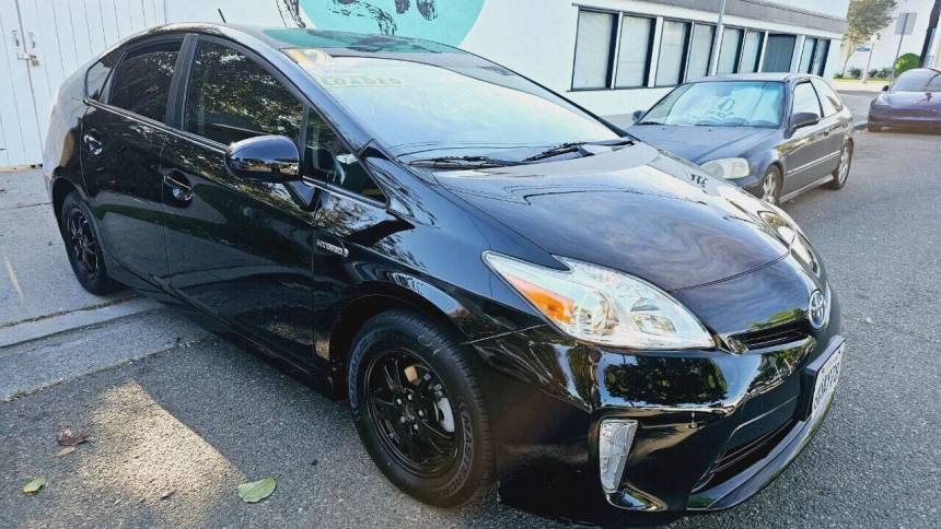2012 Toyota Prius Two — Sedan — 141,571 mi — Orange, CA
