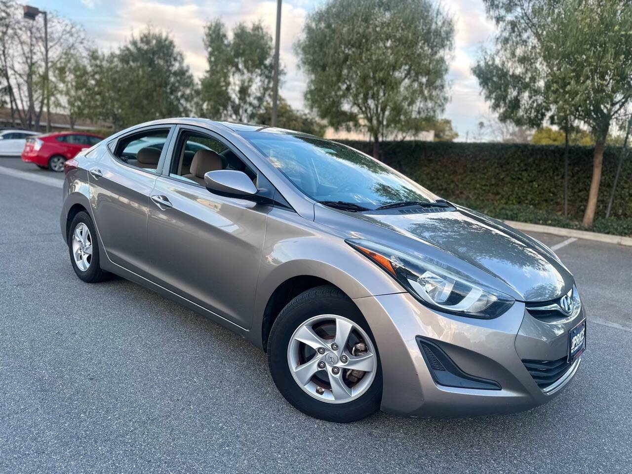 2014 Hyundai Elantra SE — Sedan — 105,394 mi — Orange, CA