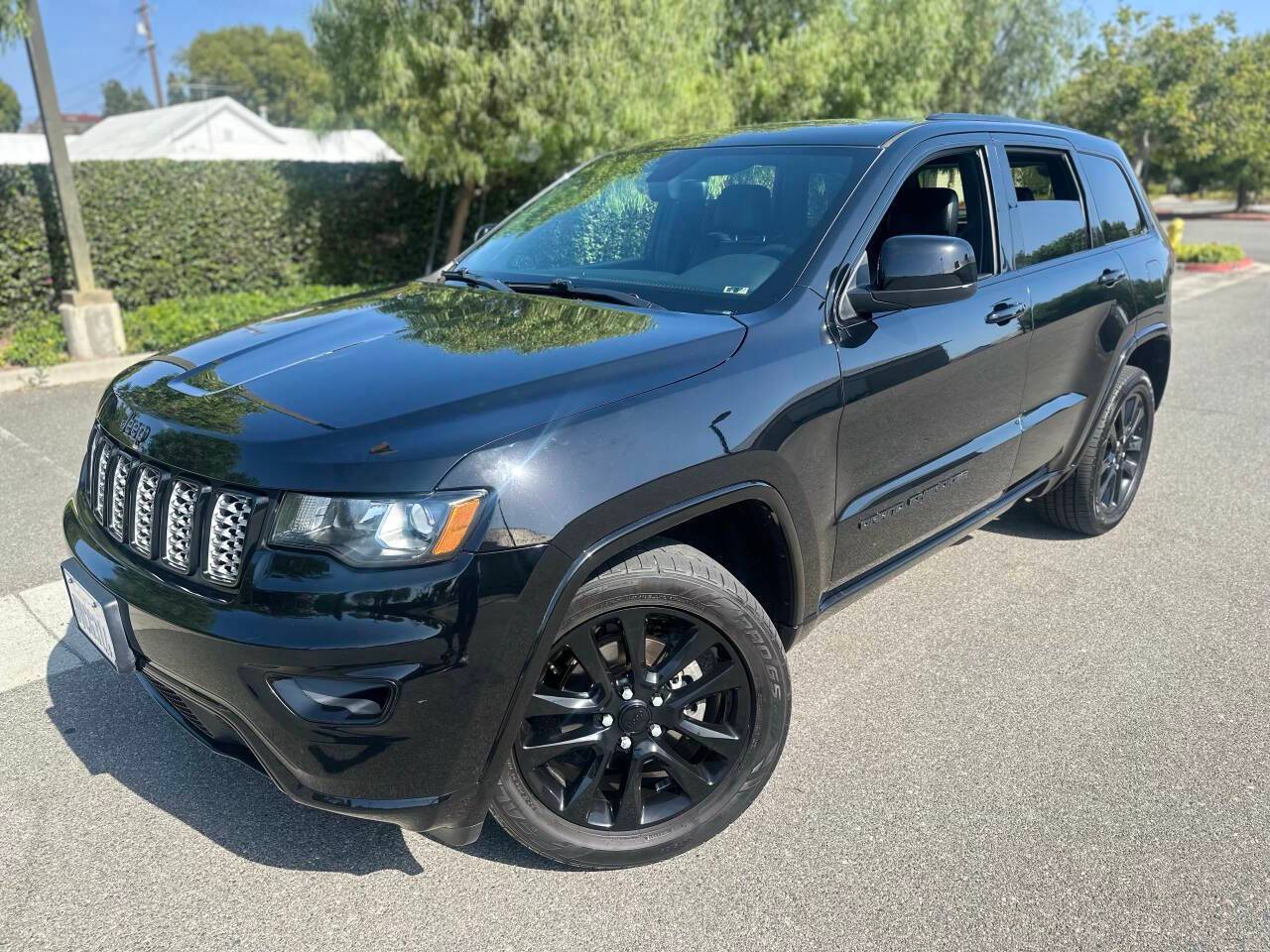 2017 Jeep Grand Cherokee Altitude — SUV — 93,832 mi — Orange, CA