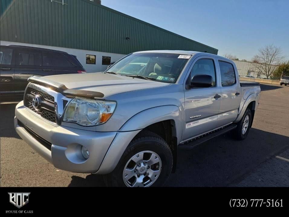 2011 Toyota Tacoma Base — Pickup Truck — 75,975 mi — Edison, NJ