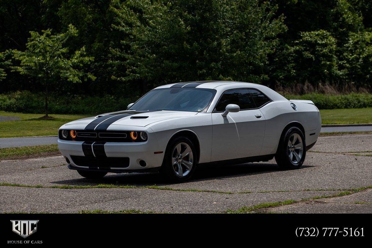 2015 Dodge Challenger SXT — Coupe — 106,709 mi — Edison, NJ
