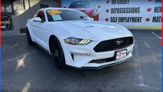 2018 Ford Mustang EcoBoost Premium — Coupe — 69,000 mi — South Gate, CA