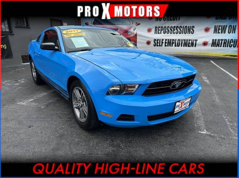 2011 Ford Mustang V6 Premium — Coupe — 139,139 mi — South Gate, CA