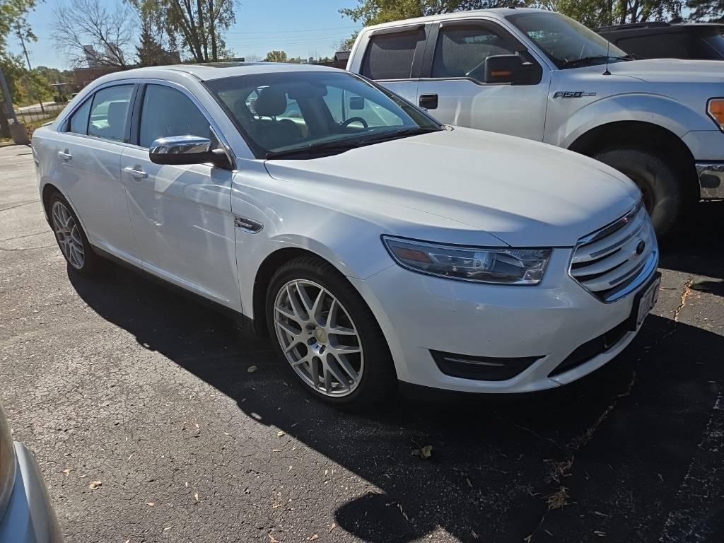 2013 Ford Taurus Limited — Sedan — 142,230 mi — Waconia, MN