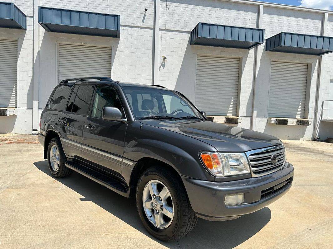 2005 Toyota Land Cruiser Base