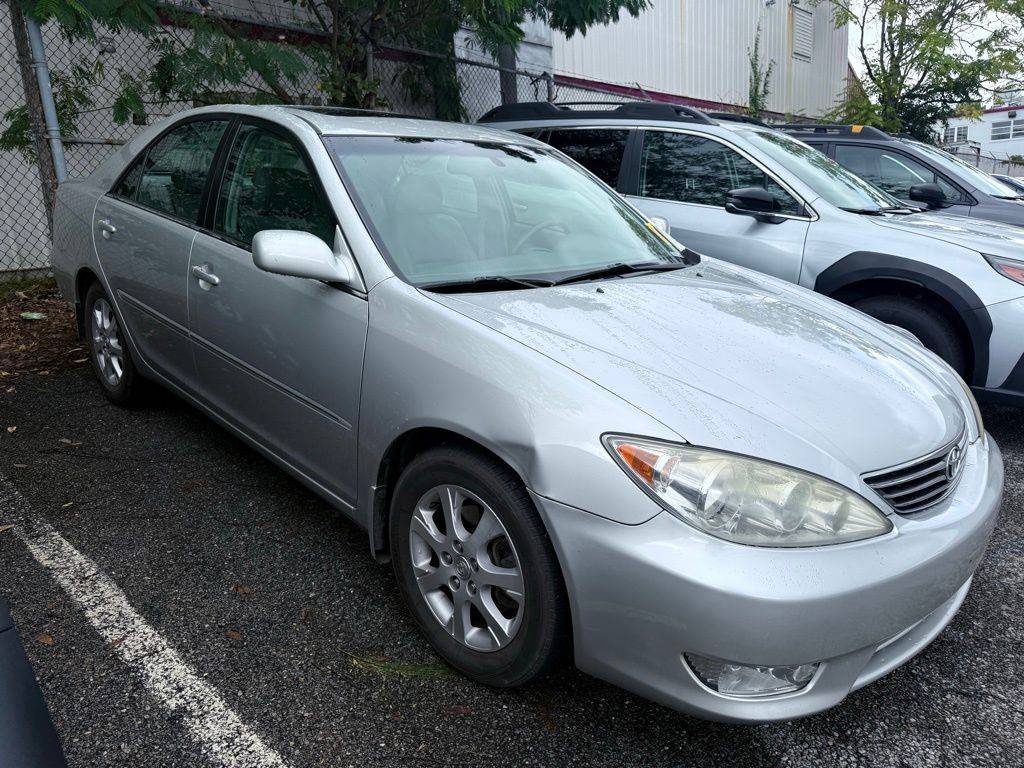 2005 Toyota Camry LE V6 — Sedan — 92,290 mi — Waldorf, MD