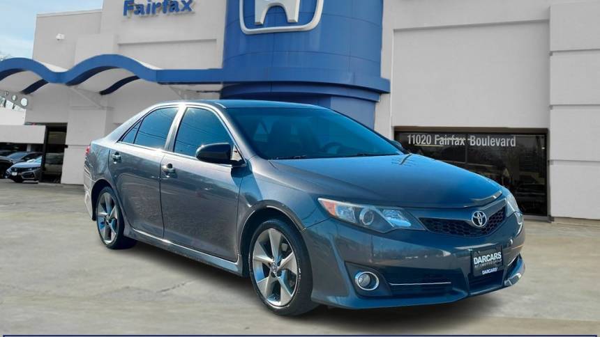 2014 Toyota Camry SE Sport — Sedan — 185,589 mi — Fairfax, VA