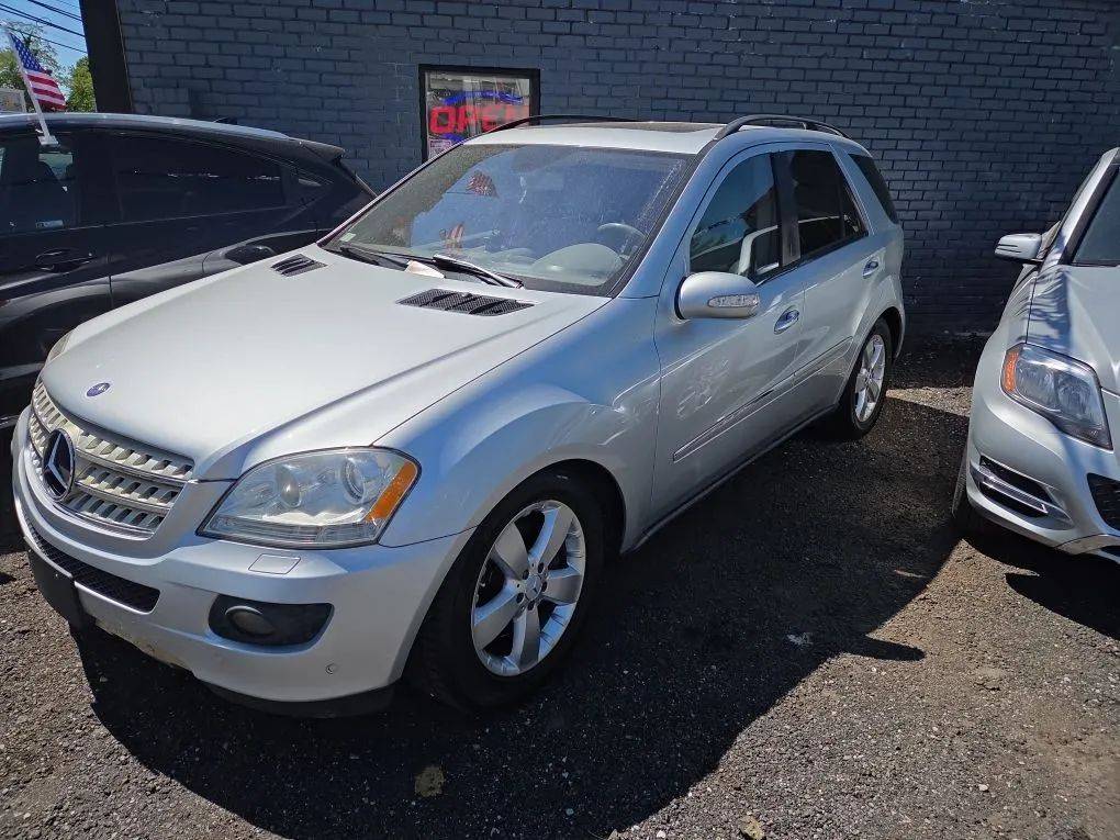 2007 Mercedes-Benz M-Class ML 500 — SUV — 117,010 mi — Islip Terrace, NY