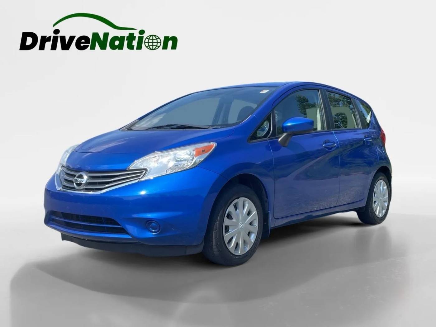2015 Nissan Versa 1.6 SV — Hatchback — 97,721 mi — Fredericksburg, VA
